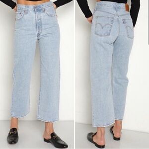 Levi’s Ribcage Straight Ankle Size 25